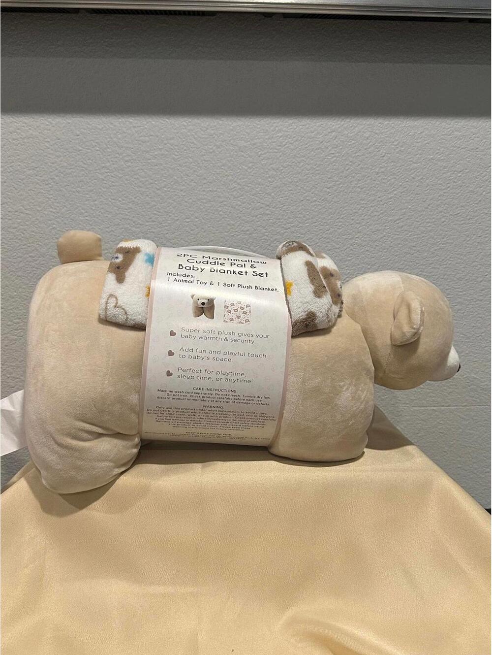 New Manhattan Baby 2 Pc Marshmallow Cuddle Pal & Baby Blanket Set